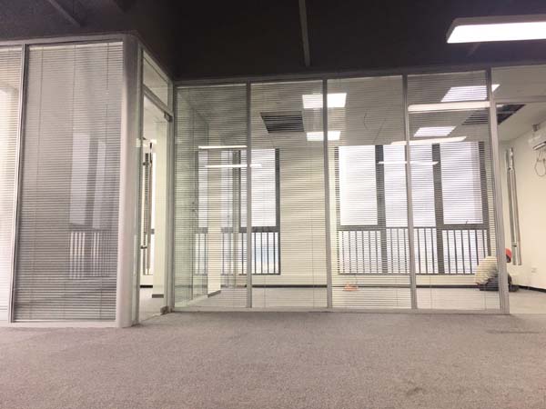 红河玻璃隔墙83款参数